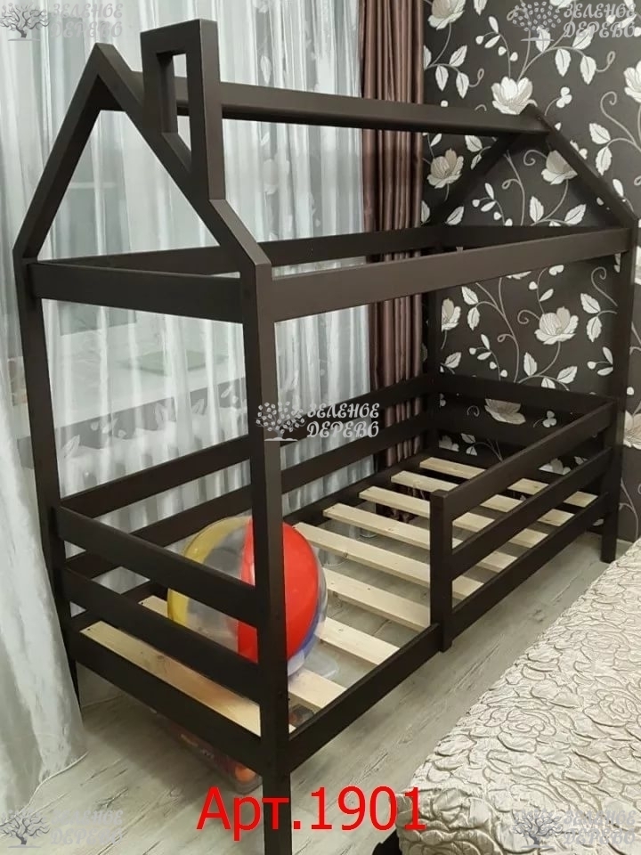 Детская кровать домик	